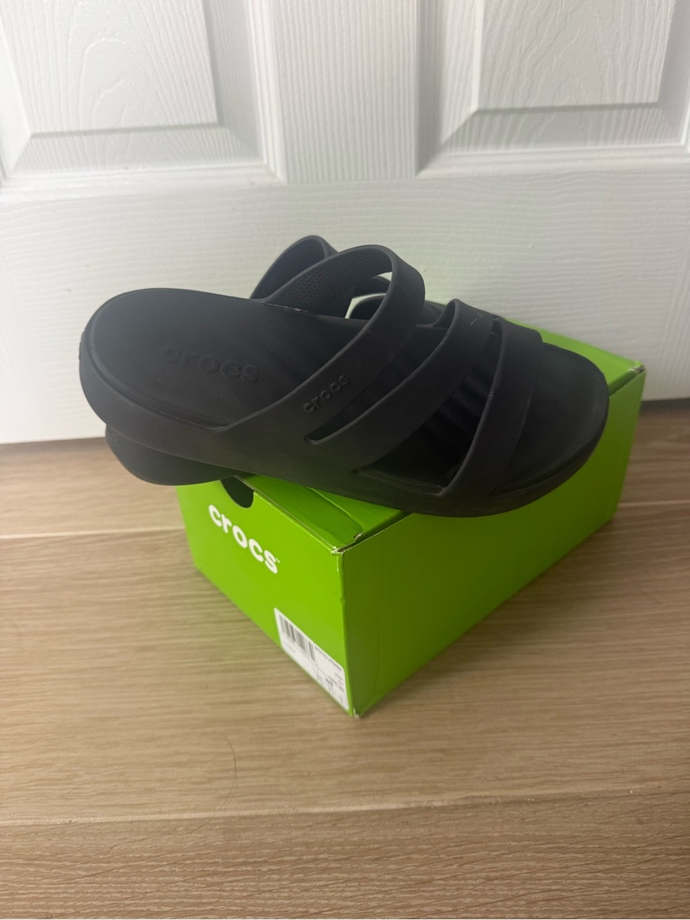 Crocs Getaway Strappy Sandals Size 8 Black
